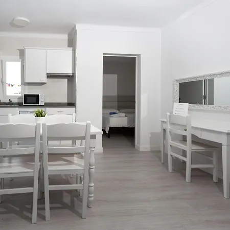 Apartment Ferrera *
